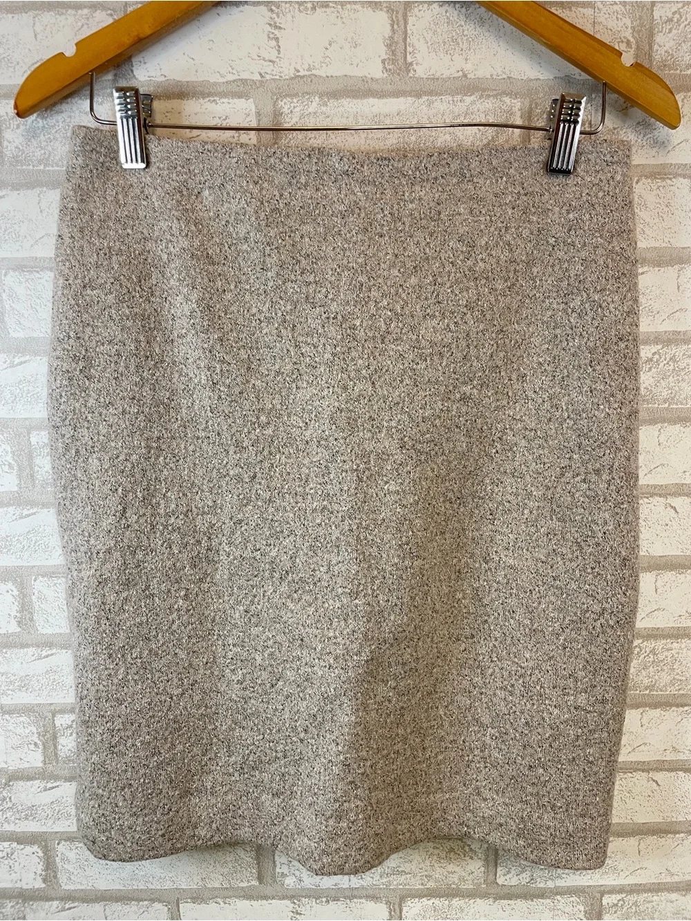 Ann Taylor Boucle Pencil Skirt Metallic Tweed Beige/Tan Size 4